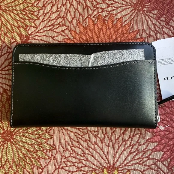 Coach Black Wallet - Picture 4 of 7